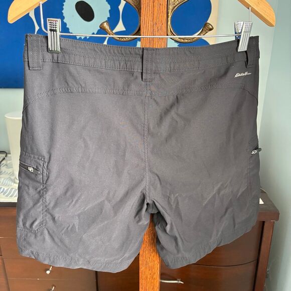 Women's Eddie Bauer First Ascent Guide Pro Hiking Shorts in Black size 8 - Picture 7 of 10